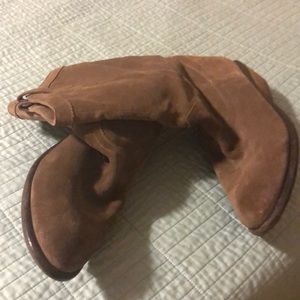 Suede Jessica Simpson slouch boots